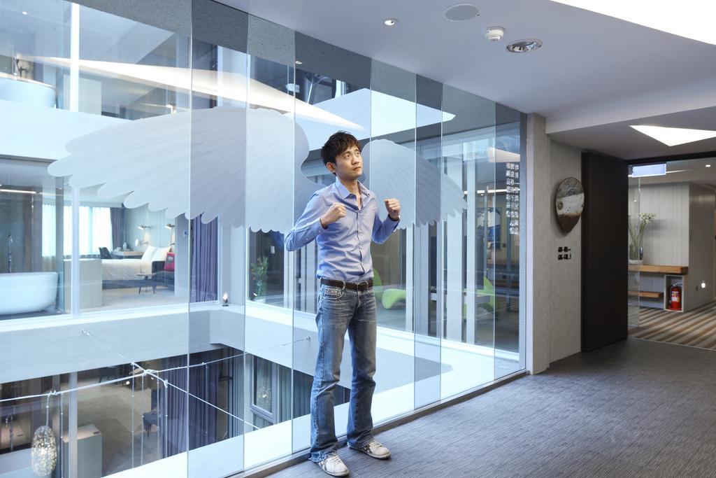 Hotelday Taichung Exterior photo