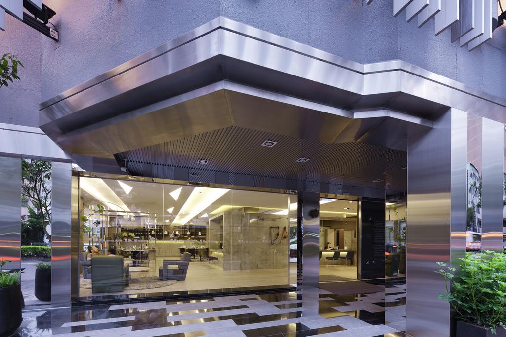 Hotelday Taichung Exterior photo