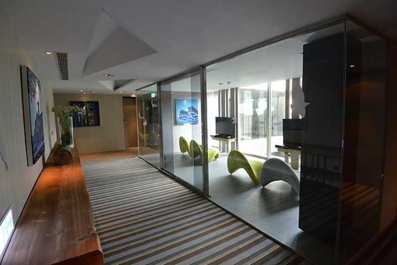 Hotelday Taichung Exterior photo