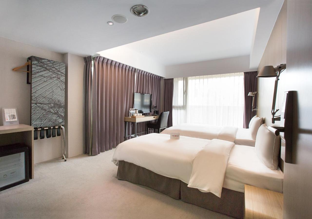 Hotelday Taichung Exterior photo